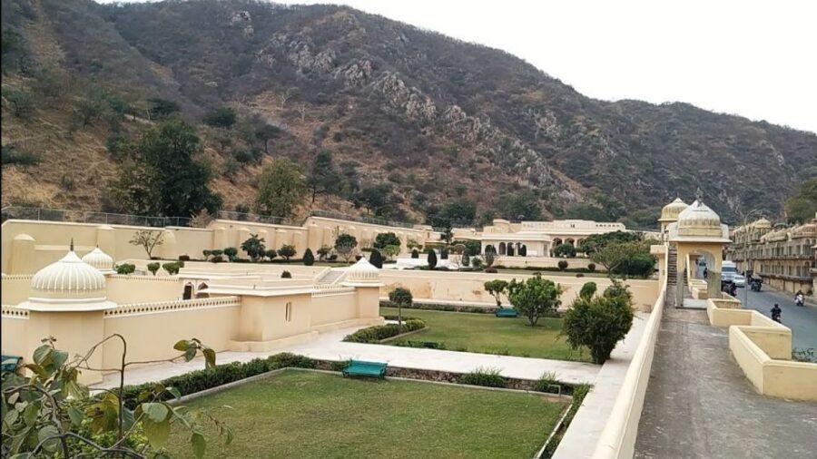 Private Jaipur sightseeing Tour by Car - All Inclusive - Amber Palace: The Stop That Turns Jaipur Into a Wow Moment