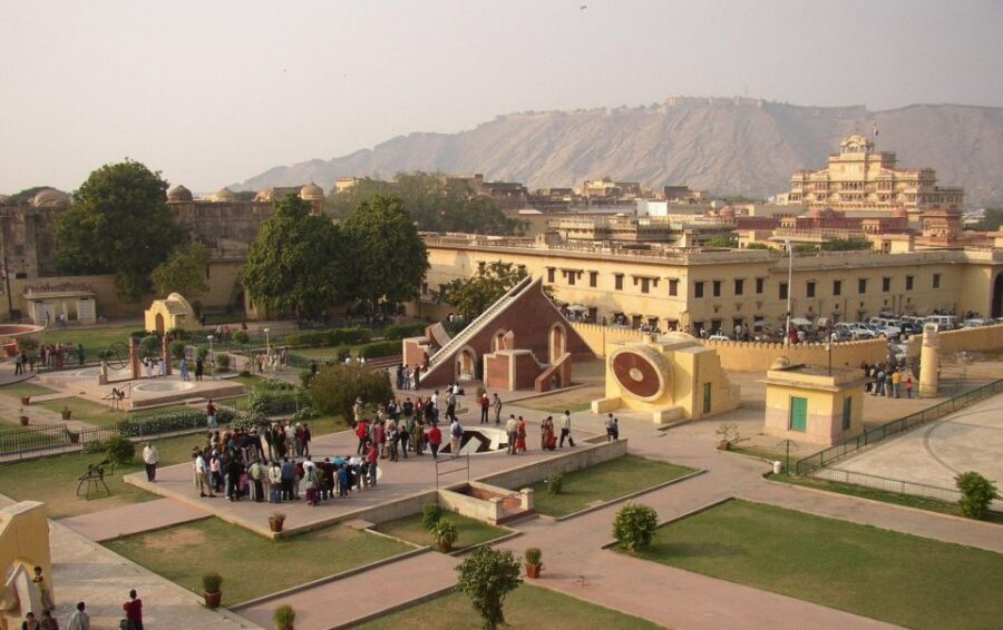 Private Jaipur sightseeing Tour by Car - All Inclusive - Jantar Mantar: When a Guide Turns Structures Into Meaning