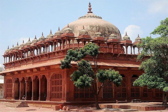 Private Luxurious Overnight Taj Mahal Tour With Agra Walks - Your Guide Can Make the Taj Feel Effortless