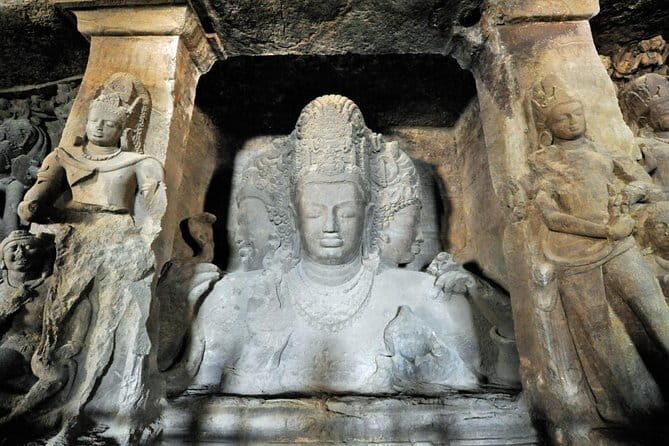 Private Mumbai 2-Day Tour Package:City + Slum & Elephanta Island. - Day Two: Elephanta Caves, ferry time, and the 6-hour island plan