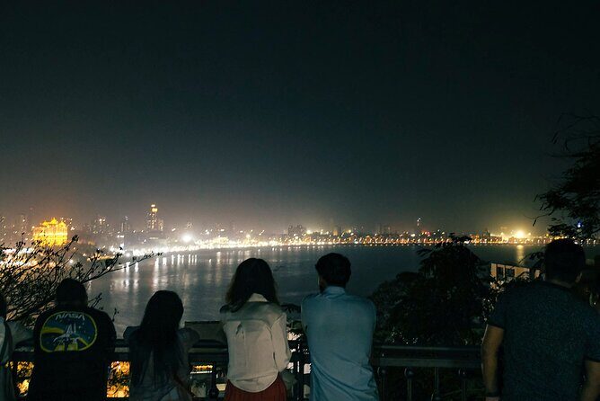 Private Mumbai Night Tour - Getting picked up at 7pm: how the night tour really feels