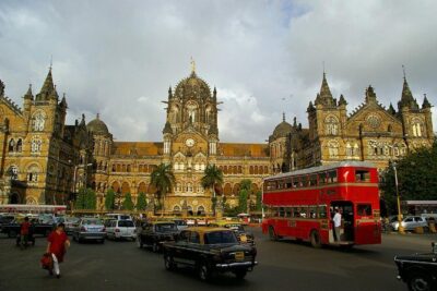 Private Mumbai Sightseeing Tour - Gateway of India to Taj Mahal Palace: your first “Mumbai, right now” views