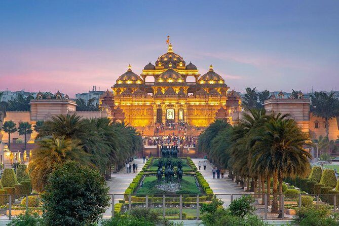 Private Old and New Delhi City Best of Tour in 7 Hours - Pickup, drop-off, and the comfort factor (A/C matters)