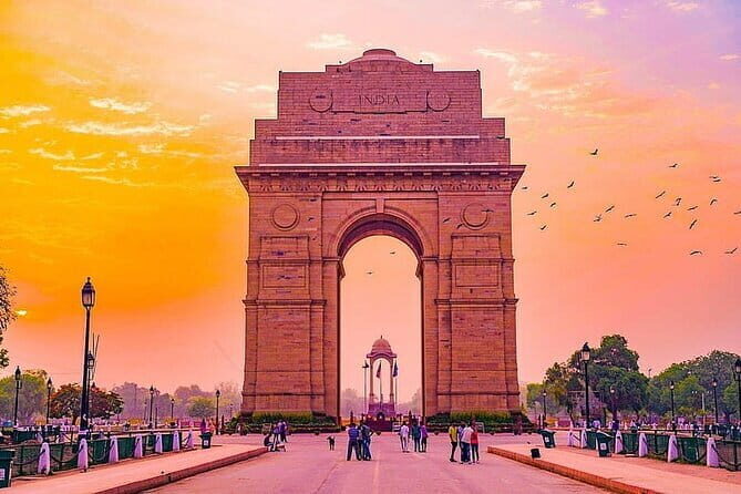 Private Old and New Delhi Full-Day Guided Tour - Rashtrapati Bhavan views: what you can see in a short stop