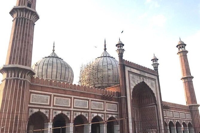 Private Old Delhi tour by tourism ministry approved company - Jama Masjid: the Mughal royal mosque in full scale