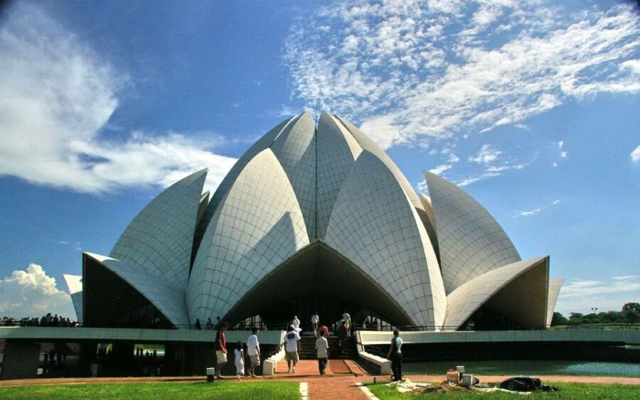 Private Old & New Delhi Tour with Monument Ticket and Lunch - Lunch at a Local Restaurant: A Real Break, Not a Token Meal