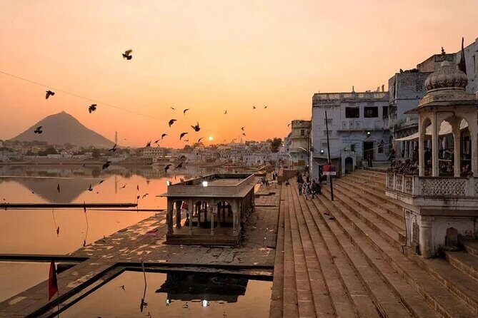 Private One Day Trip to Pushkar from Jaipur - Stop 4: Pushkar Lake, a Hindu sacred center