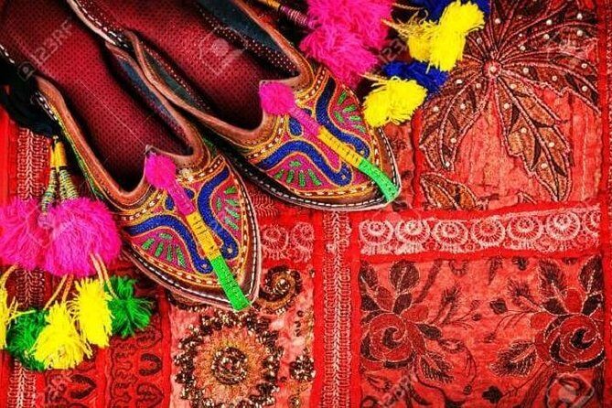 Private Pink City Jaipur Shopping Tour - Stop 3: Bapu Bazar for Jutis, Dupattas, Bangles, and More
