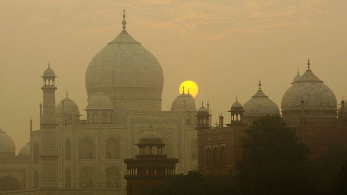 Private Same Day Agra Tour from Delhi by Car - Taj Mahal reality check: timing, closure, and what your guide should help with