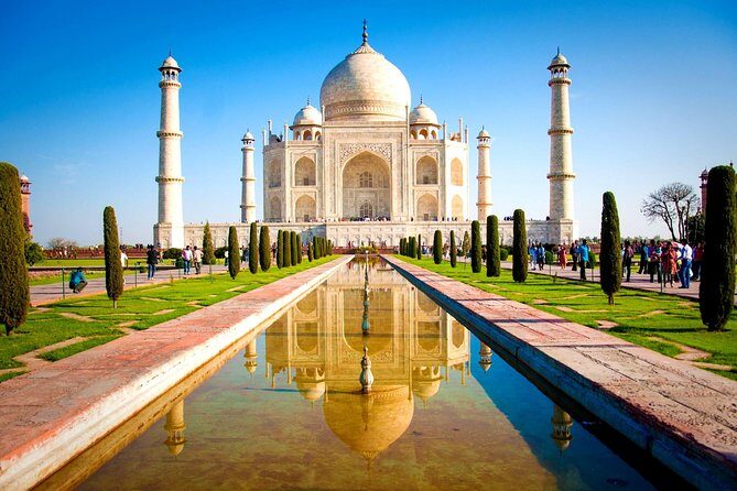 private Same day Taj mahal tour from Hydrabad - The Delhi-to-Agra drive: why private transport matters
