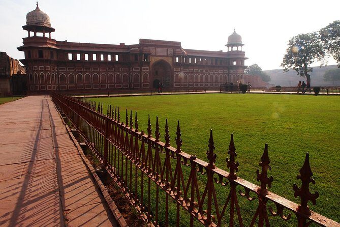 Private Same Day Trip to Agra from Delhi with Taj Mahal and Agra Fort - Your Guide Matters: English Help and Safer, Smoother Day Flow