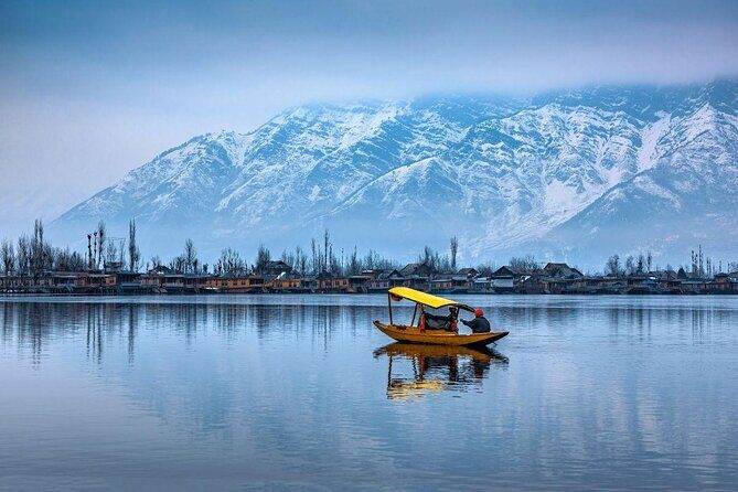 Private Sedan Cab to and from Srinagar Airport and Dal Lake - Key Highlights Worth Booking For