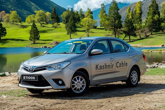 Private Sedan Cab to and from Srinagar Airport and Dal Lake - Drivers Who Act Like Guides, Not Just Drivers
