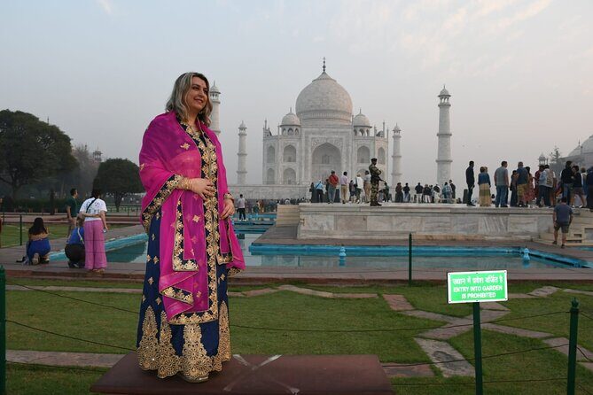 Private Skip The Line Taj Mahal Sunrise Tour - Your 3-Hour Taj Pace: How a Private Guide Changes the Visit