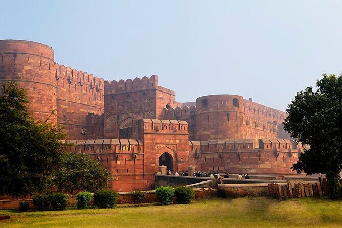 Private Sunrise Taj Mahal Agra Fort Guided Tour by Car From Delhi - Guides like Sunil, Sabir, and Sabeer: timing plus real explanations