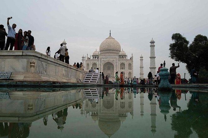 Private Sunrise Taj Mahal Tour from Delhi by Car - All inclusive - Taj Mahal at first light: how to get the most out of those 3 hours