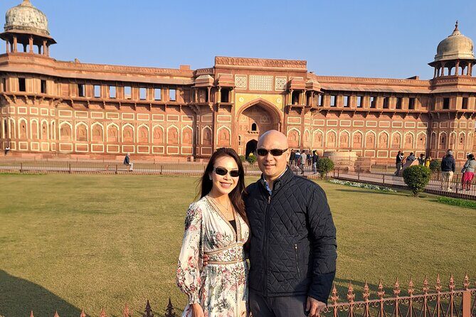 Private Sunrise Taj Mahal Tour with 5 star breakfast. - Getting picked up in Noida/Delhi/Gurugram at 3 a.m.