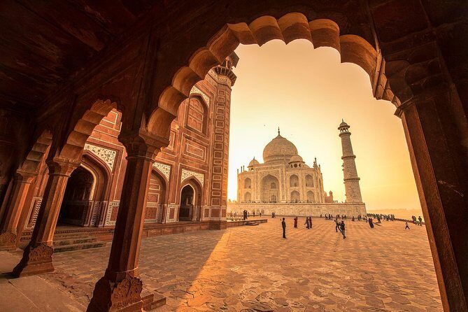 Private Sunrise Tour To Taj Mahal From Delhi By Car - The Delhi-to-Agra Drive: Private Car Comfort vs. Long Hours