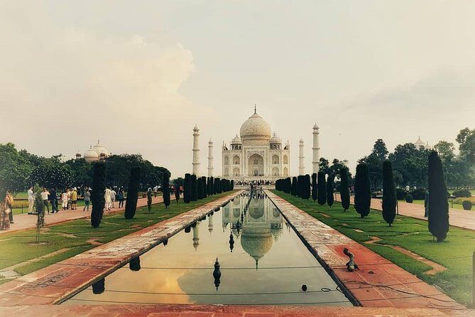 Private Sunrise Tour To Taj Mahal From Delhi By Car - Taj Mahal at Sunrise: What the Visit Feels Like
