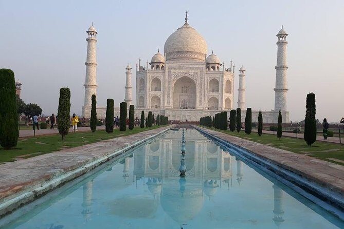 Private Taj Mahal Agra Day Tour by Car from Delhi - The driver and guide piece: why coordination counts
