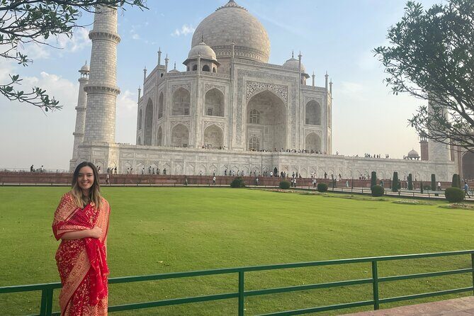 Private Taj Mahal & Agra Day Tour from Delhi by Express Train - On the express train: comfort, meals, and the feeling of being handled