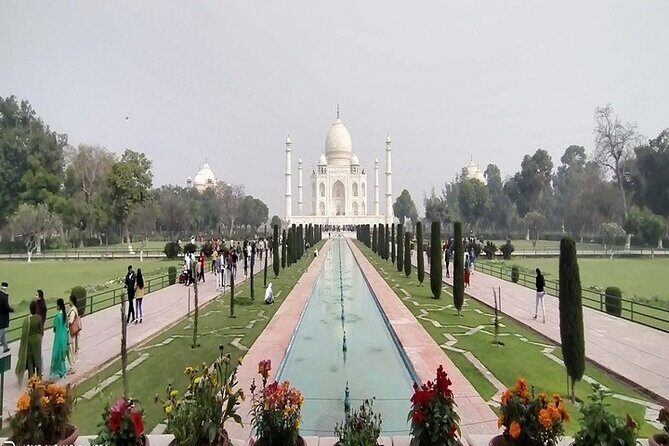 Private Taj Mahal & Agra Day Trip by Car From Delhi All Inclusive - Private Guide + Photo Help: Turning Confusing Marble Into Clear Meaning