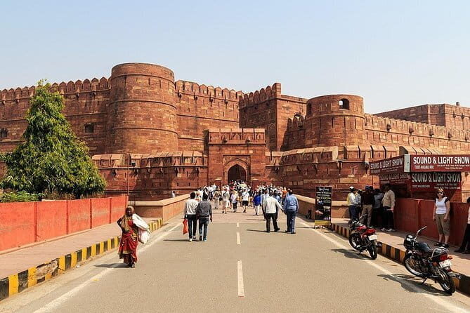 Private Taj Mahal & Agra Fort Guided Tour from Delhi - Getting to Agra: air-conditioned transfers and a real meeting plan