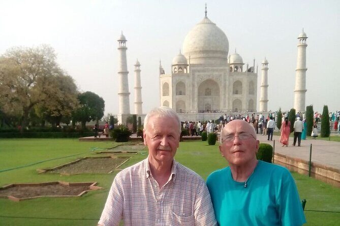 Private Taj Mahal, Agra Fort Tour from Delhi By Car All Inclusive - Taj Mahal First: Timing, Tickets, and the Friday Rule