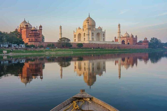 Private Taj Mahal and Agra Fort Tour from Delhi by Car - The drive from Delhi to Agra: comfort, air-conditioning, and fewer headaches
