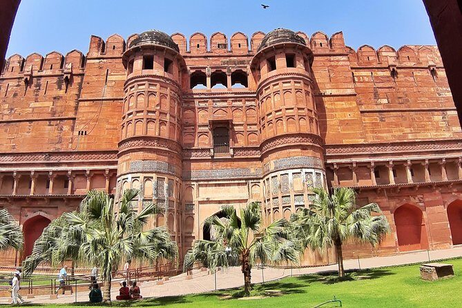Private Taj Mahal and Fatehpur Sikri Tour From Delhi with Lunch - Price and value: what $25 really covers