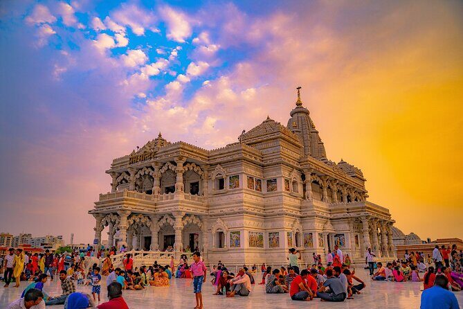 Private Taj Mahal and Mathura tour from Delhi to by car - The private car day: Delhi to Agra without the headache