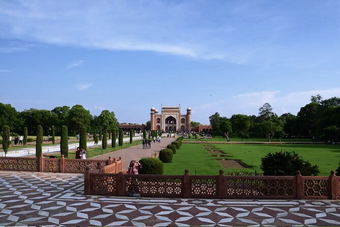 Private Taj Mahal And Monuments Tour From Jaipur By Car - How the private Taj Mahal day is set up from Jaipur