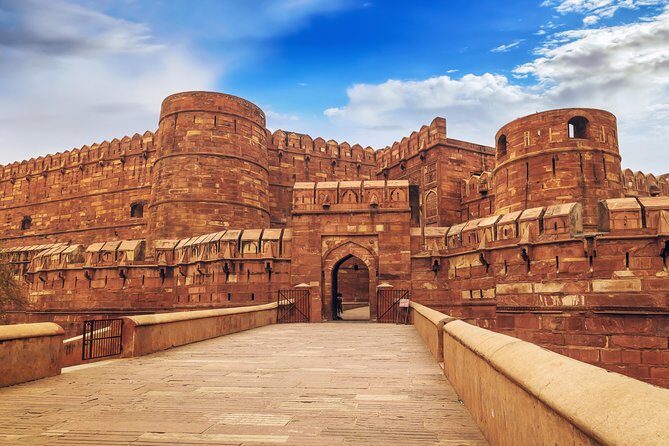 Private Taj Mahal Day Trip from Delhi Ending in Jaipur - The private car transfers: small comforts, big impact