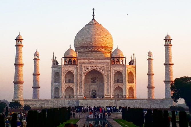 Private Taj Mahal Same Day Tour from Delhi by Car - Tickets, mobile entry, and the small rules that can ruin a perfect day