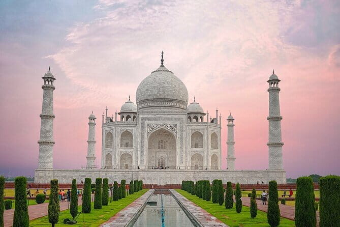 Private Taj Mahal Same Day Tour from Delhi by Car - Agra Fort for about an hour: the shift from romance to power