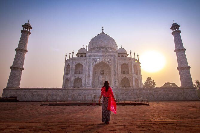 Private Taj Mahal Tour by Fastest Train from Delhi - 6:30 AM pickup and the train day basics (what to prep)
