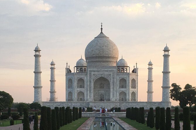 Private Tajmahal Day Tour From New Delhi By Gatiman Express Train - Gatiman Express: the speed that turns the day into a real tour