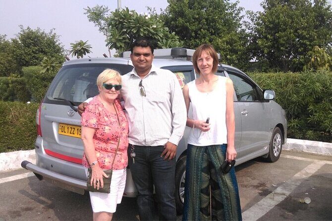 Private Tour : Delhi Day Tour with Tour Guide - What it’s like to spend 8–10 hours in a private car in Delhi