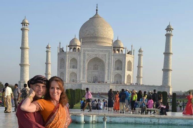 Private Tour: Essentials of Agra Day Tour - Agra Fort’s red-sandstone palaces: what to look for beyond the walls