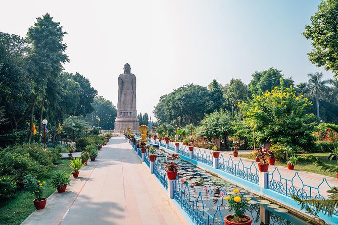 Private Tour: Full-Day Varanasi Tour including Sarnath and Evening Ganga Arti - Stop 3: Dasaswamedh Ghat and the evening Ganga Aarti