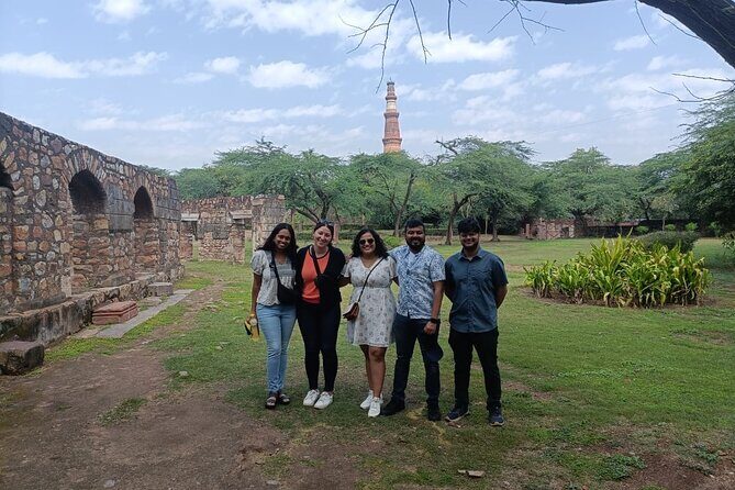 Private Tour in Mehrauli Archaeological Park & Qutub Minar - Who should book this Mehrauli and Qutub Minar evening