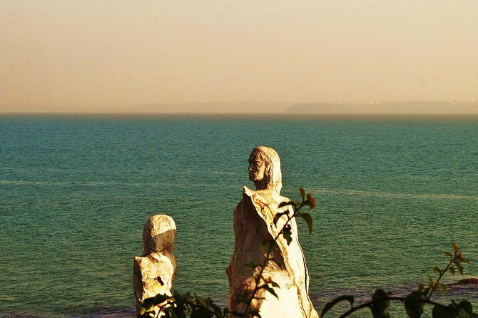 Private Tour of Fontainhas & Old Goa's Portuguese Heritage - Se Cathedral: the Saint Catherine story and the Golden Bell