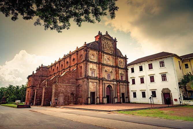 Private Tour of Fontainhas & Old Goa's Portuguese Heritage - Fontainhas in Panaji: walking the Latin Quarter
