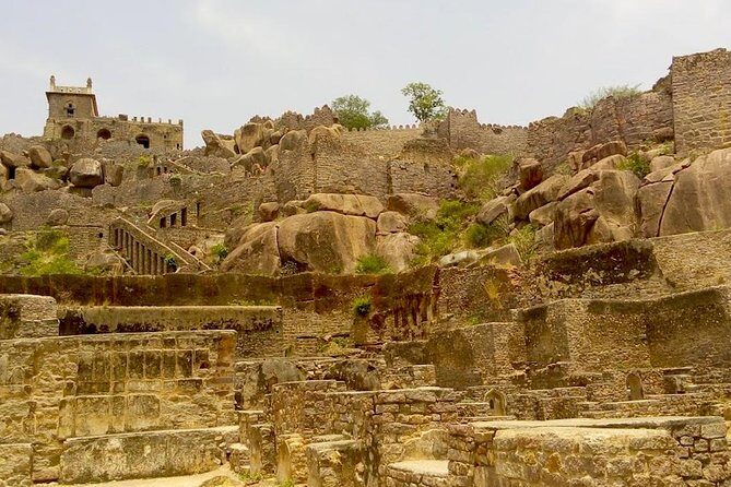 Private tour of Hyderabad in car with guide and lunch - Golconda Fort: Hill Fortress With Ticket Included