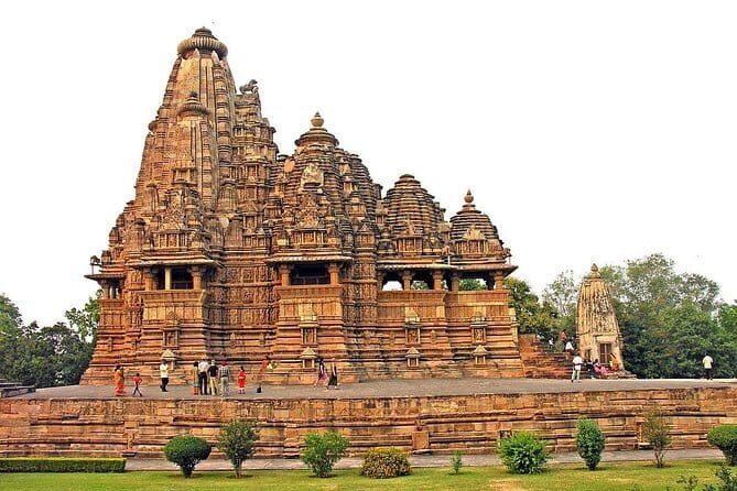 Private Tour of Kamasutra Temples in Khajuraho - Khajuraho’s Western and Eastern Temple Groups: What You’ll Be Figuring Out