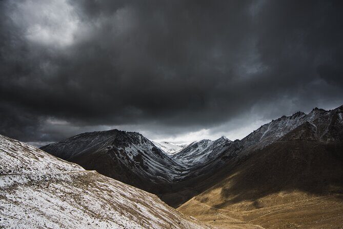 Private Tour of Ladakh for 6 Days - Returning Through Changla Pass and Finishing With Leh Market Evenings