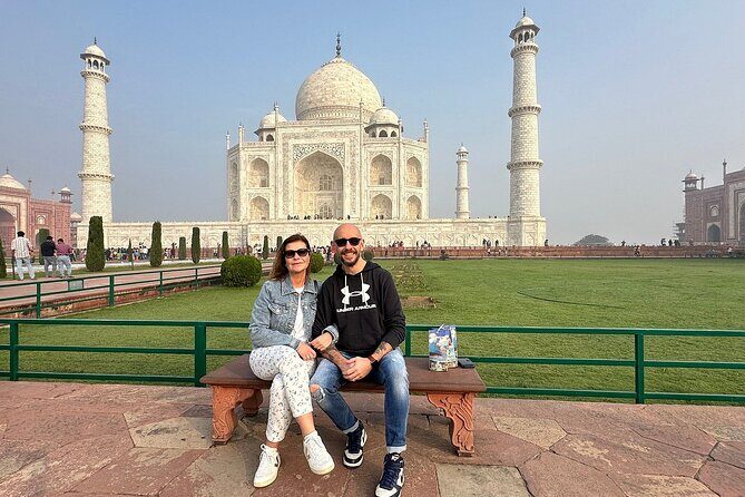 Private Tour of Taj Mahal & Agra Fort with a Professional Guide - Taj Mahal inside: the 3-hour guide-led visit