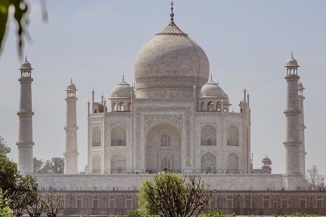 Private tour of Taj Mahal from Delhi - Agra Fort in one hour: Mughal power after Shah Jahan