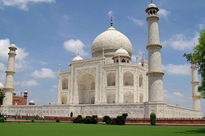 Private Tour: One Day Trip To Agra from Delhi by Car Visit Taj Mahal & Agra Fort - Taj Mahal (10:30 AM): How to Use Your Time Wisely