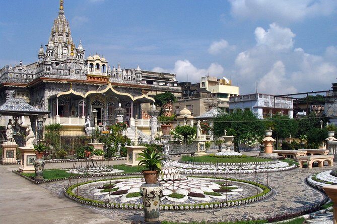 Private Tour Places of Worship in Kolkata including Mother House - Starting smart at 8:30 and handling the heat-and-traffic reality